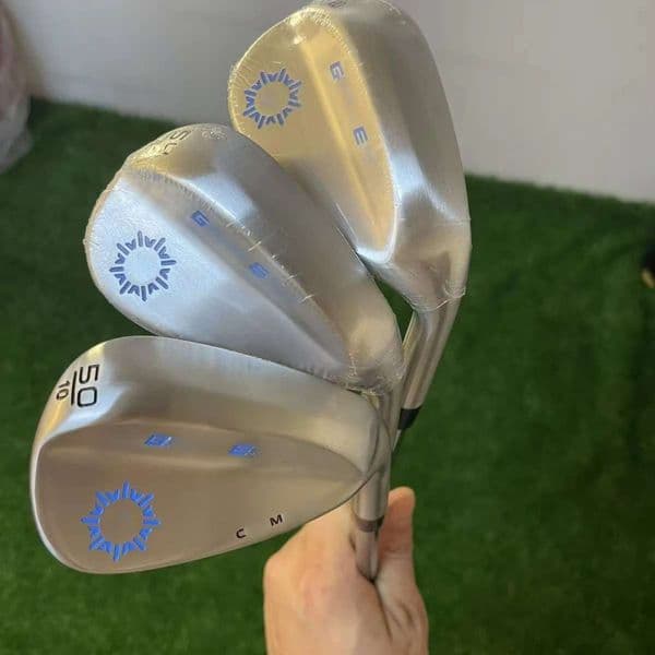 GE-C-M Golf Club - Pitching Iron, Putting Iron, Soft Iron Forged Spiral Groove Short Distance Sand Hook Club, Suitable for Both Men/Women Stronger Spin Professional Clubs