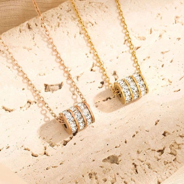 luxury Necklace for Women, Trendy Non-Fading Collarbone Niche Small Waist Chain, Simple and Unique Elegant Jewelry Trend