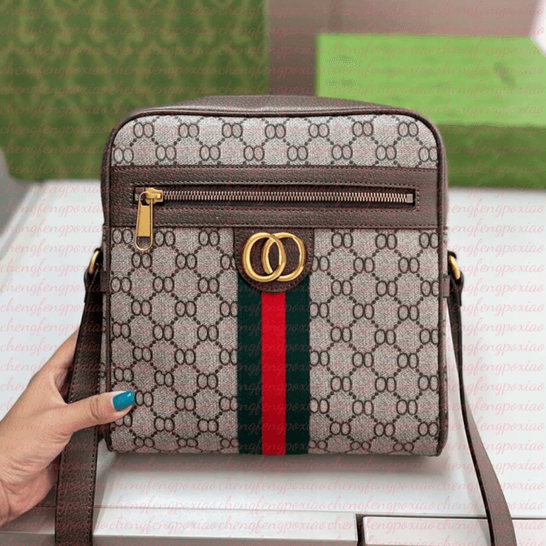 Top quality Luxury designers Mens Shoulder Bags Mans Briefcases fashion Handbag Bolsas Messenger Crossbody Bag purse Men Purse messenger wallet