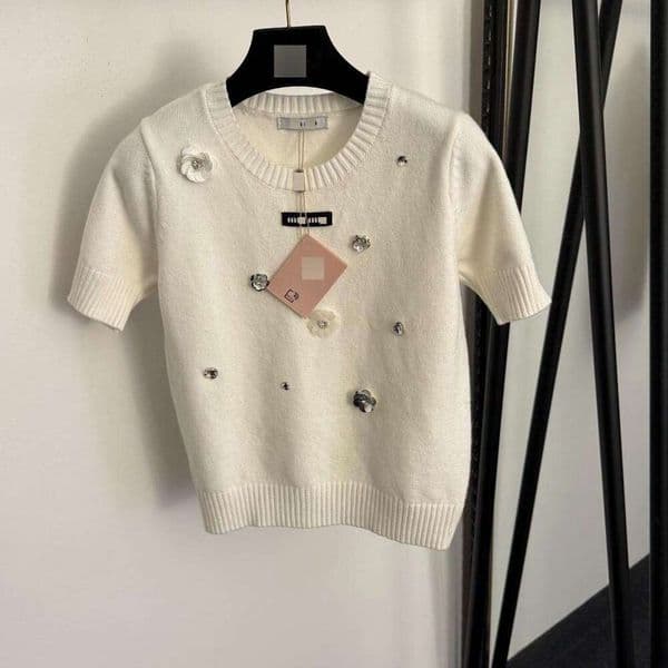 Designer Elegant Slim Fit Dopamine New Style Sequin Beaded Camellia Short Sleeve Knitted Top ea73