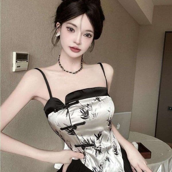 National Retro New Chinese Style Summer Irregular Ink Painting Buckle Print Hot Girl Beautiful Back Breathable Chest Pad