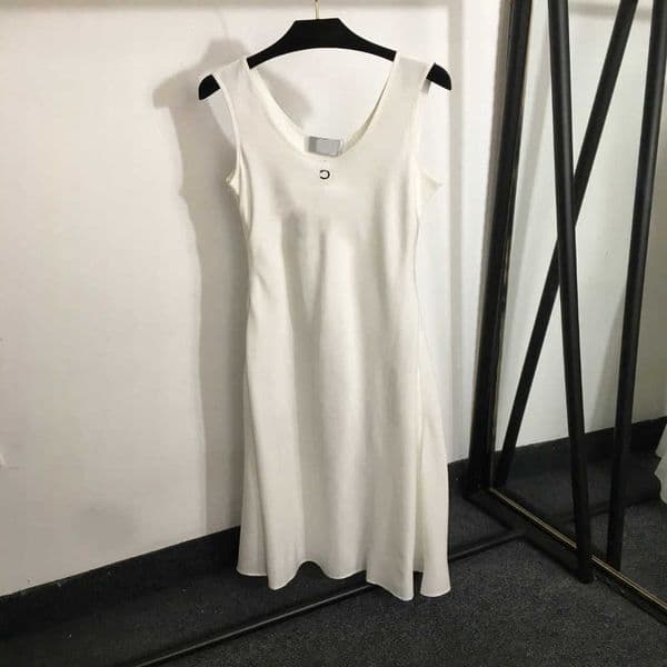luxury clothes women designer dress round neck sleeveless Vacation Dress Waistline slimming white dresses Daily Outfit