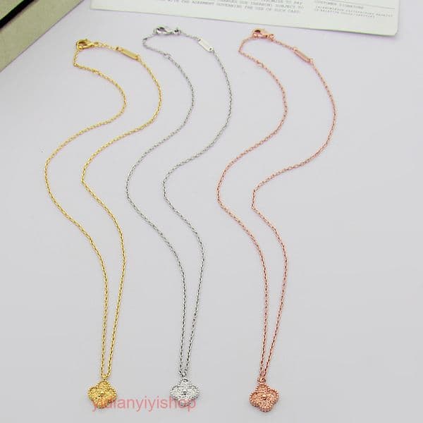 Designer Jewelry vanly cleef necklace Mini Four-Leaf Flower Single Flower Perm Necklace for Women