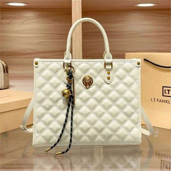 Light luxury brand hand-held women's 2025 new large capacity tote diamond grid single shoulder diagonal cross bag fashio