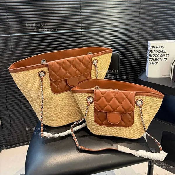 Designer Woven Straw Tote Women Shopping Bag Diamond Pattern Silver Hardware Matelasse Chain Travel Beach Shoulder Handbag Large Capacity Purse 2 size
