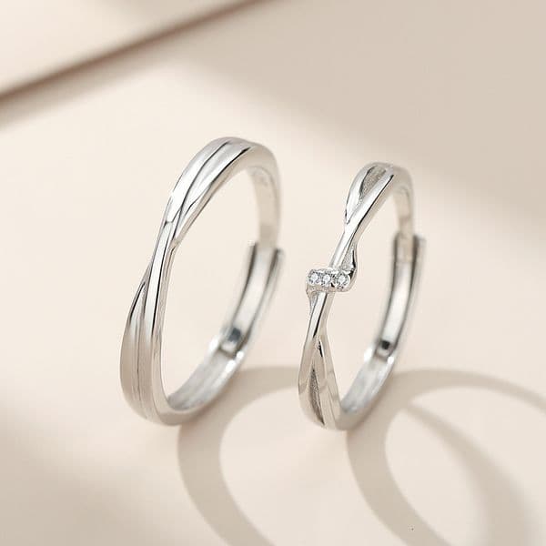 New S925 Mobius Ring Pure Silver Couple Niche Design Wedding Rings Pair Birthday Gift