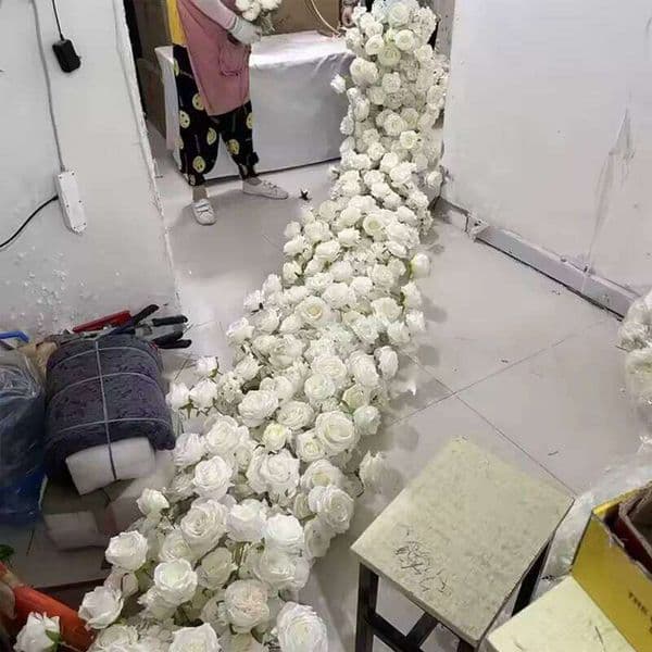New Luxurs White Rose Sofa Table Runner Flower Row Wedding Backdrop Decor Floral Arrangement Party table Window Display Props W260130