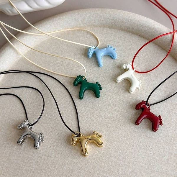New Fashion Colorful Horse Pendant Necklace For Women Long Adjustable Sweater Chain Cartoon Animal Jewelry Accessories Gift 2026