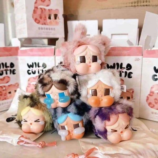 Pop March Cry Baby Wild But Cutie Series Phone Chain Keychain Vinyl Plush Pendant Dolls Mystery Surprise Blind Box Children Toys L250723 Y260516