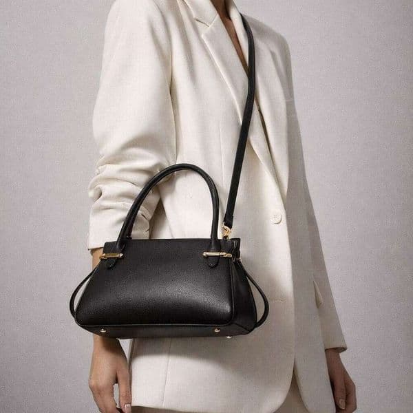 Niche Design Handbag 2026 New Women's Tote Textured Commuter Shoulder Crossbody Bag JINXIANGGUO