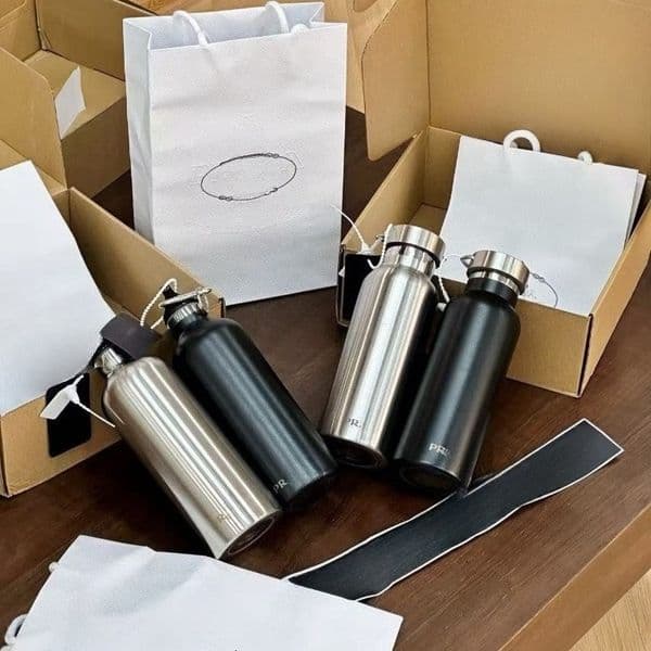 Beautiful Appearance Tumblers 304 Stainless Steel Portable Luxury Cup Sports Bottles Simple Insulated Water Bottle Large Capacity