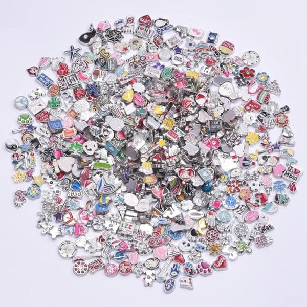 Luxury Designer Pen montblanck pen Wholesale 20/30Pcs More 1000 Styles Mini Random Flower Sea Animal Words Cross Heart Floating Charms Fit Glass Locket Necklace