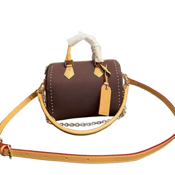 Vintage Monogram Shoulder Bag Retro Women Crossbody chains Bags Simple Casual Female Handbags Purse Size 26 cm