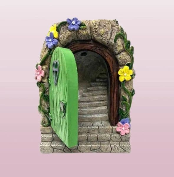 Yard Decor Fairy Solar Stone Door Resin Ornament Handpainted Statue For Garden Courtyard Lawn Decoration Trees landscape Flower Beds Garden Ornament