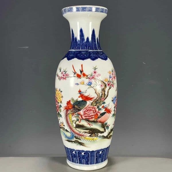 2026 New 30Cm Antique Porcelain Vase Handmade Floral Chinese Style Living Room Foyer Decorationt260302 Free Shipping