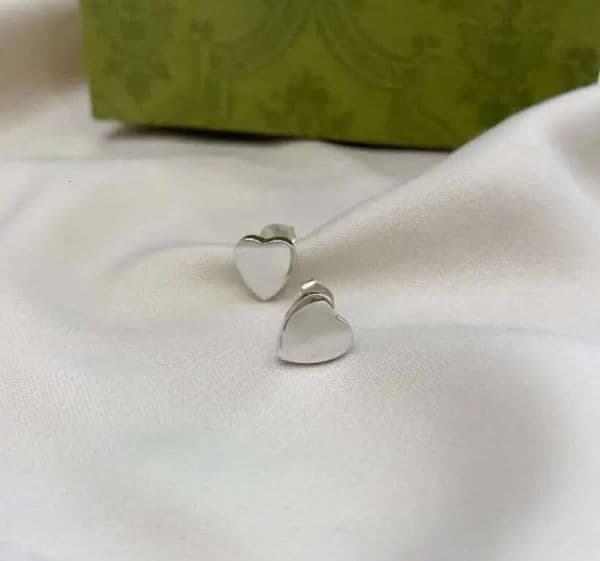 Deigner 925 Silver Plated Ear Stud Popular Stainle Steel Claic Love Heart Charm Earring Arete Orecchini for Women Lover Gift Jewelry H260303