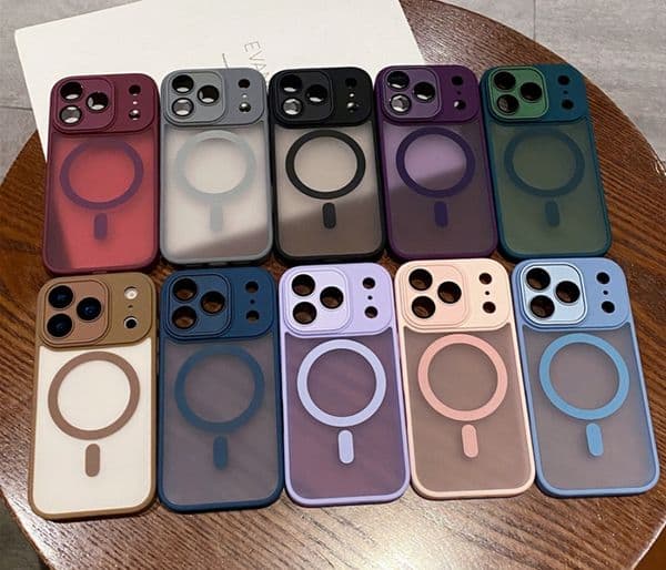 2026 New Matte Magnetic Clear Ultra Thin Slim Phone Case For Iphone 17 16 15 14 13 12 cologne 11 Pro Max Plus Wireless Charging Magsafe Cove