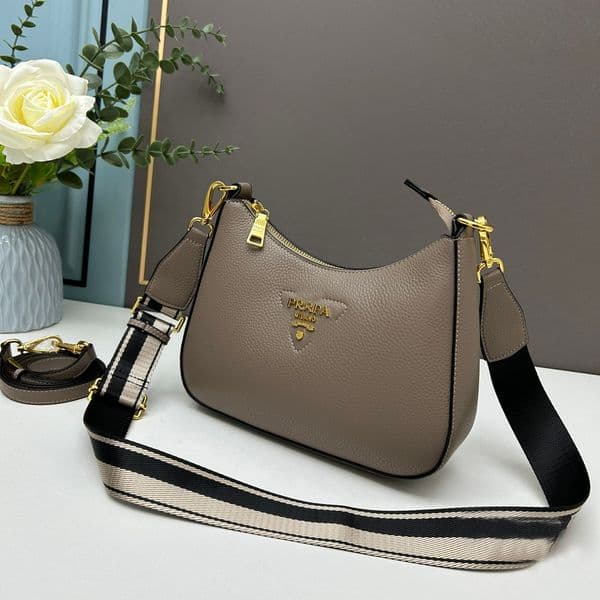 Designer Handbag Fashionable Handbag High-Quality Women's Crossbody Bag Metallic Texture leather Fashionable Women's Clothing Genuine Leather Bag