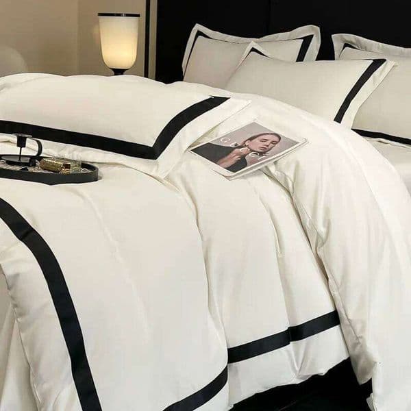 For 2025 Luxury Hotel Bedding Sets Thick Brushed Bed Sheets White Duvet Cover Set Pillowcase Four Piece Fully Enclosed for Home W260302