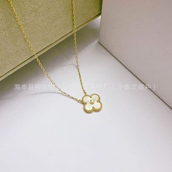 designer jewelry vanly cleeef necklace four-leaf clover necklace four-leaf clover single-flower necklace does not fade as seen on live stream