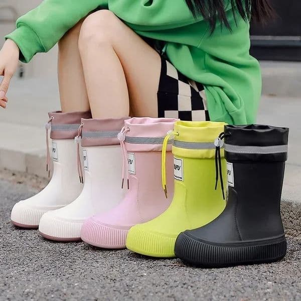 Rain Boots Parent-child Fashion Outdoor Non-slip Waterproof Rain Boots for Men and Women Special for School on Rainy Days2025 260228