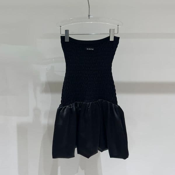 Luxury Women Sexy Short Dresses Slash Neck Black Elastic Waist Dress Summer Nightclub Birthday Dinner Mini Dresses