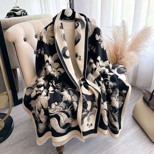 New 2025 Women Fashion Brand lotus Scarf Luxury Autumn Winter Warm Shawls Print Scarve Pashmina Mujer Femme Foulard Bufanda XJ260304