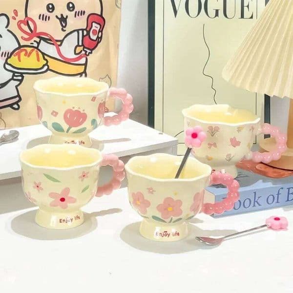 Mugs Coffee Cups Creative Flower Designed Mug Household Ceramic High Quality and Value Water Cup as Souvenir Gift 26H0304