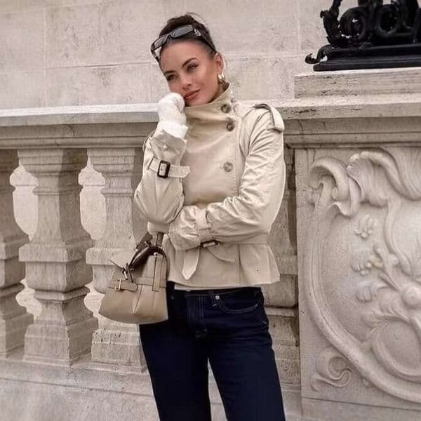 Manufacturer's in-stock foreign trade women's clothing wholesale 2025 new model long-sleeve tie-waist diagonal placket double-breasted short coat