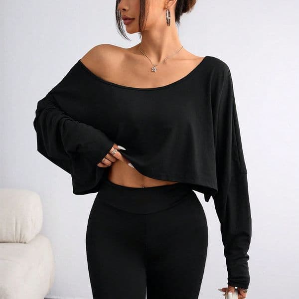 Autumn New Designer Shirt European And American Polo Shirt Style Asymmetrical Long Sleeve Designer Hoodie T-shirt Short Off-shoulder Loose Top For Women