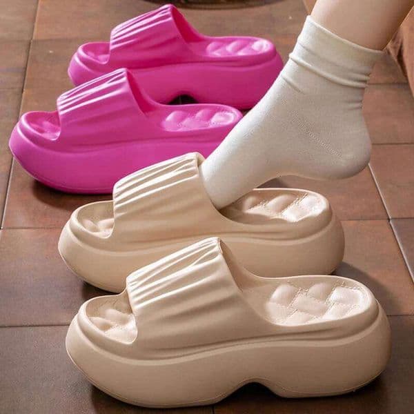 Chunky Platform Slippers for Women Summer 2025 Non Slip Thick Eva Sole Beach Slides Woman Pleated Design Wedge Heels Sandals