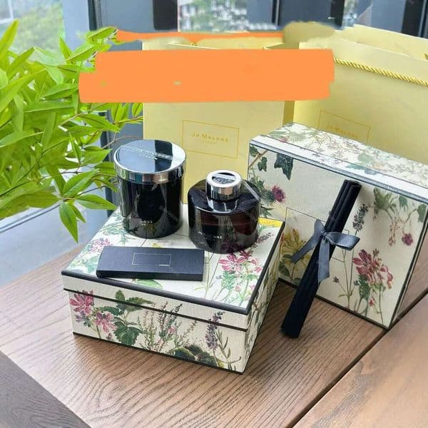 Designer Luxury Home Fragrance Candle Set Velvet Rose & Ebony Wood Scent Whole Room Aromatherapy