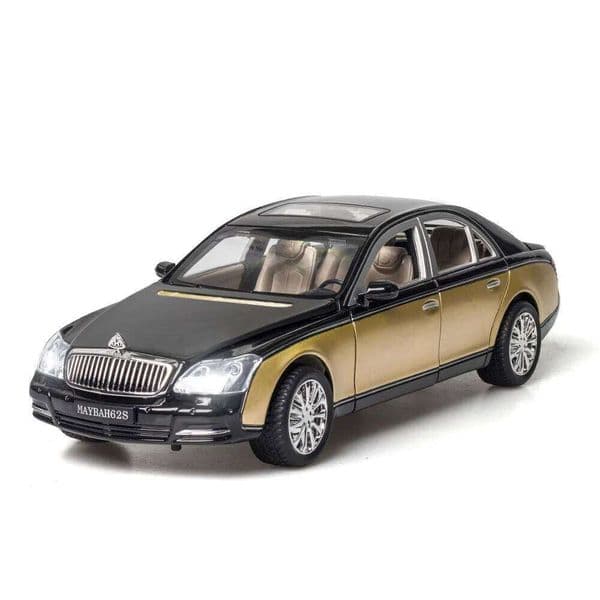 1:24 62S GLS600 Exquisite Model Alloy Diecast Toy Car Doors Opened with Sound Light Pull Back Miniature Vehice Fashion Ornaments C260305