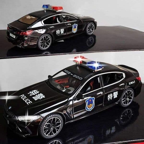 1:24 BMW M8 Police Alloy Car Diecast Metal Sound & Light Toy Collect Hobby Model Ornaments Gift For Friend Boys Kids Toys C260305