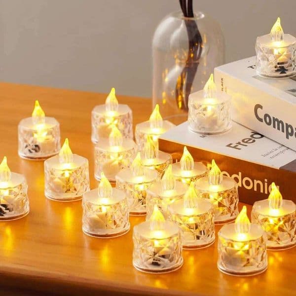 LED Battery Powered Flameless Tea Fake Candle Wedding Birthday Party Home Decoration Lamp Candlestick Candles XJ260305