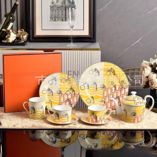European-style Light Luxury Coffee Cup and Saucer Set - Afternoon Tea Set, Black Tea Cup, Retro Single Cup and Saucer