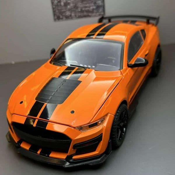 Large 1:18 Ford Mustang GT500 Miniatures Alloy Diecast Metal Vehicle Model Collectibles Sound Light Toys Car Gifts For Kids Boys Z260307