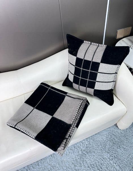 Designer Black Blankets Thick Home Sofa h Blanket TOP Selling Big Size Wool Gig Size