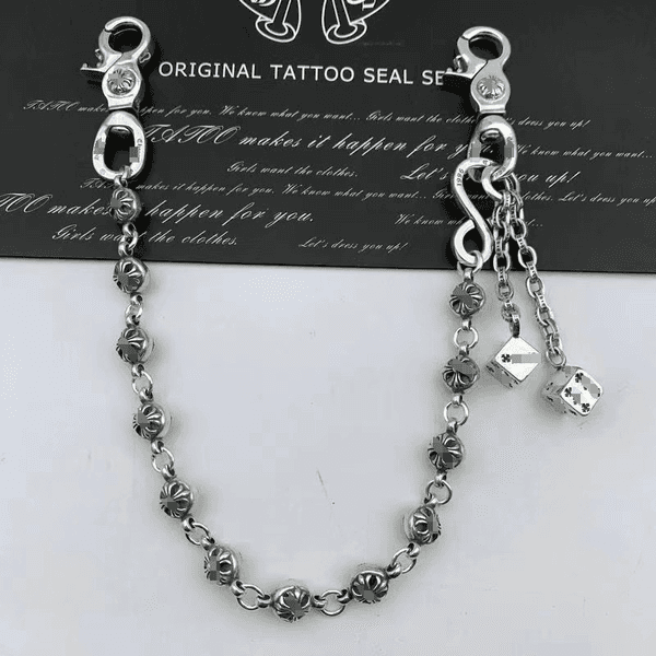 Luxury designer chrome cross keychains Letter with diamonds designers keychain top Car Key Chain Women Buckle jewelry Key ring Bags Pendant Exquisite woman Gift