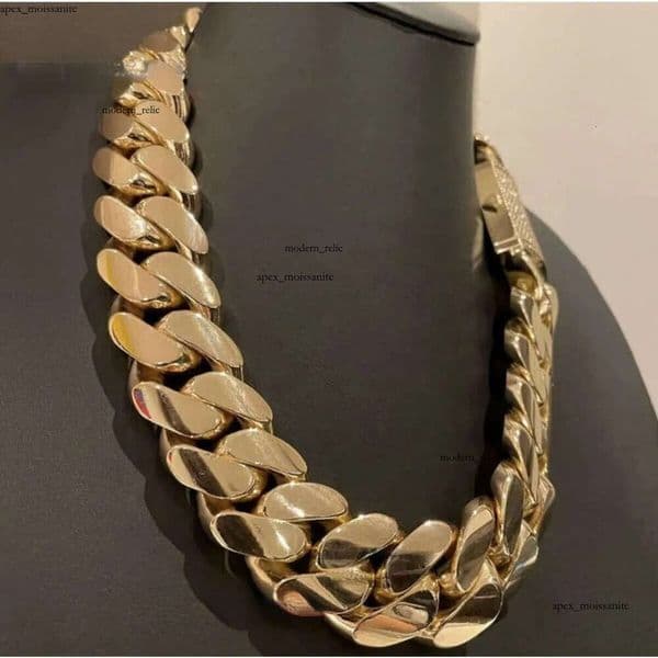 Fine jewelry Pendant Necklaces Choker Custom k Gold 20mm Miami Cuban Chain Necklace bf