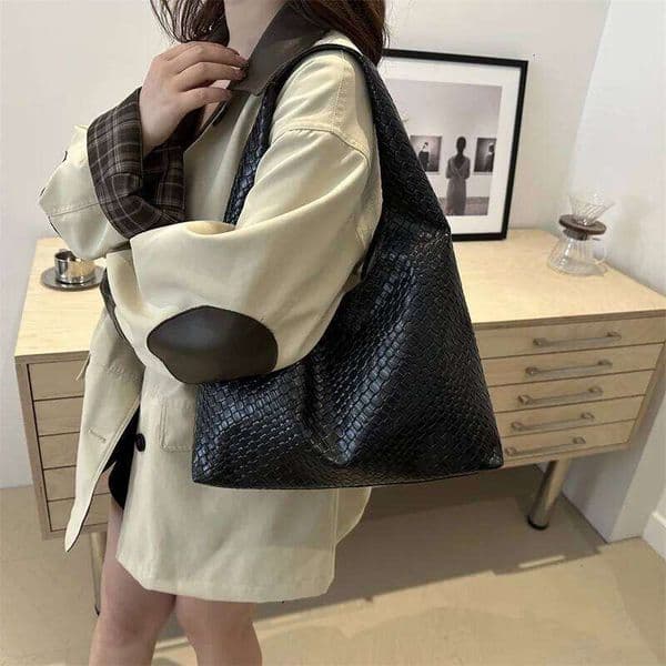 Women's Retro Artificial Leather Woven Pattern Shoulder Capacity Casual Armpit Large Tote Bag Daily Work XJ260306