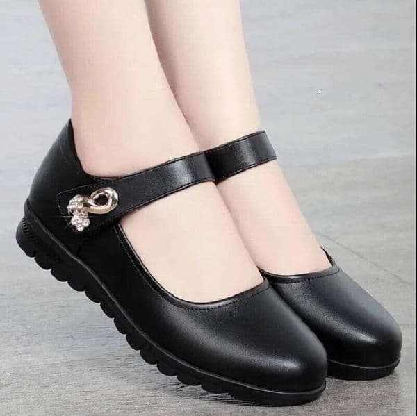Women Cool Light Weight Round Toe Pu Leather Buckle Strap Lady Casual Anti Skid Student School Shoes Zapatos De Mujer A09