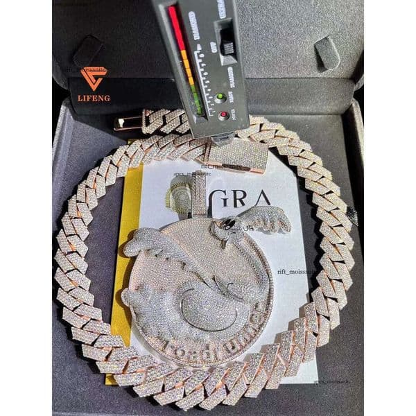 Customized Pendant Iced Out Vvs Moissanite Miami Cuban 18K k Chain Men Necklace Hip Hop