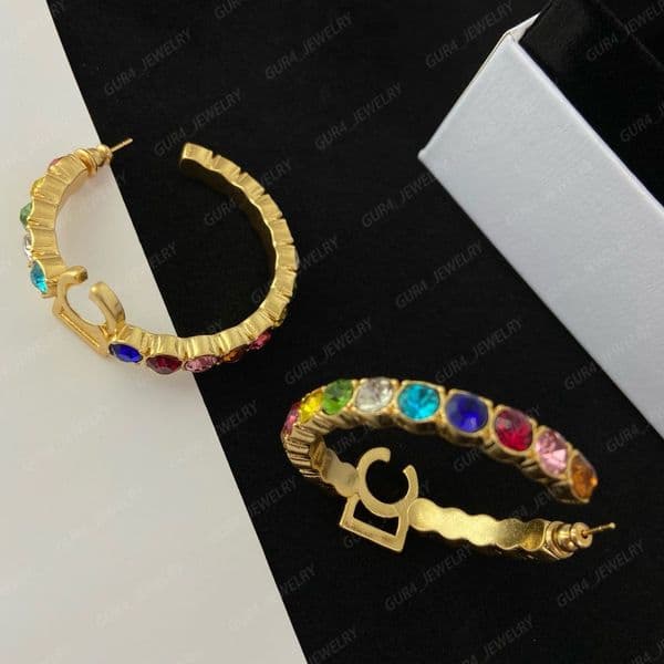 Luxurious round earring jewelry, golden and fashionable designer colored diamond earrings, ladies' weddings, parties, birthday gifts