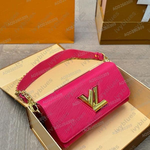 9 Colors Designer Womens Crossbody Bag Exquisite Fashion Versatile Shoulder Bag Classic Letters High Quality Leather Baguette Bag Handbag