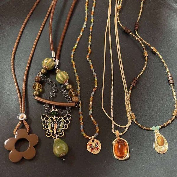 Vintage Brown Natural Stone Pendant for Women Fashion Geometric Long Leather Rope Necklace Sweater Chain Jewelry Gifts