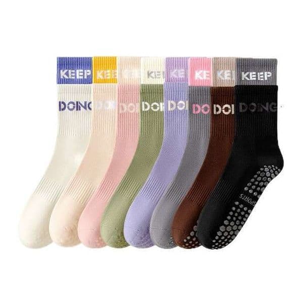 Professional Sports for Women Mid-Calf Jumping Exercise Pilates Fitness All-in-One Machine Silicone Non-Slip Yoga Socks