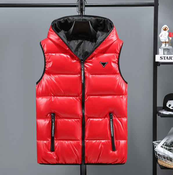 designer vest mens gilet womens waistcoat 2026 Autumn Winter warm down vest Classic Sleeveless vest badge Luxury short coat white vest top men