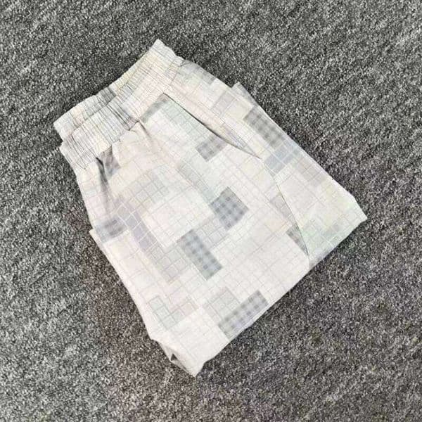 New High-quality Mertra Shorts Classic Streetwear Trend Hip-hop Checkered Camo Short Pants Men Women L260310