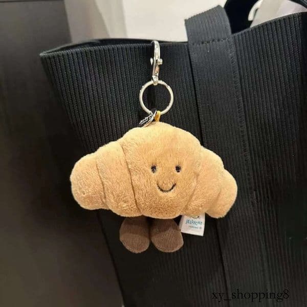 Keychains Lanyards Kaiyi Toy Creative Croissants Roll Bread Plush Doll Keychain Decorative Backpack Pendant Gift